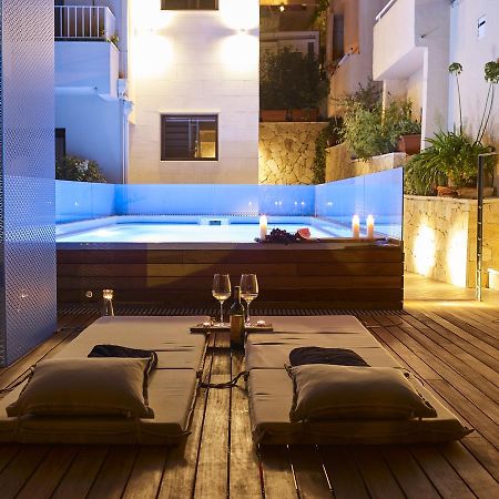 Corso Levante Luxury Suites Petrovac 外观 照片