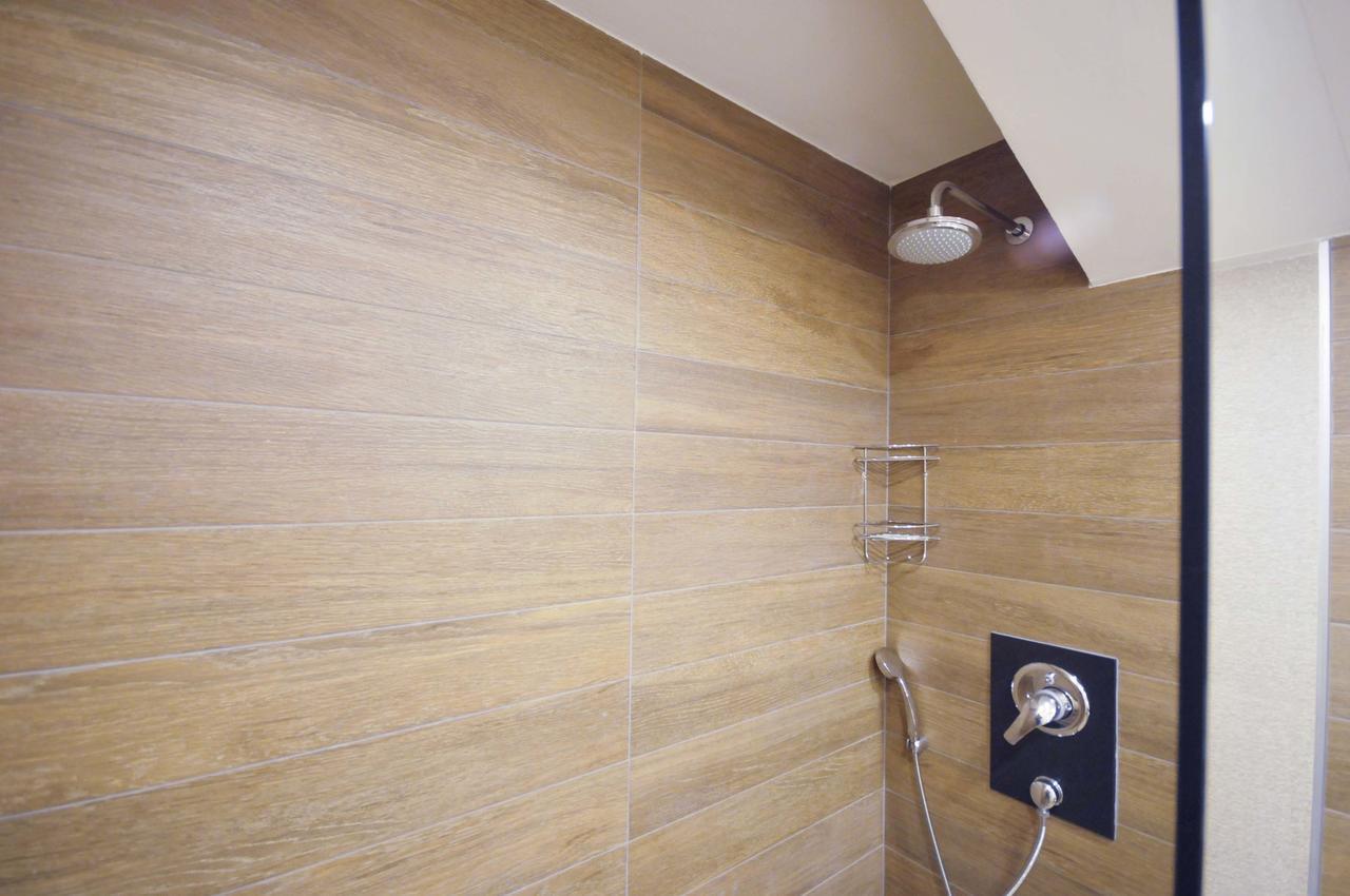 Corso Levante Luxury Suites Petrovac 外观 照片