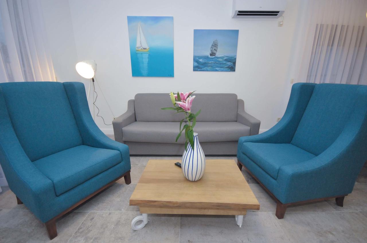 Corso Levante Luxury Suites Petrovac 外观 照片