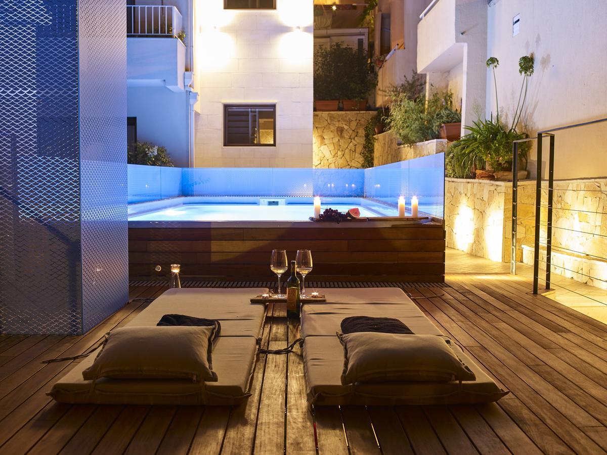 Corso Levante Luxury Suites Petrovac 外观 照片