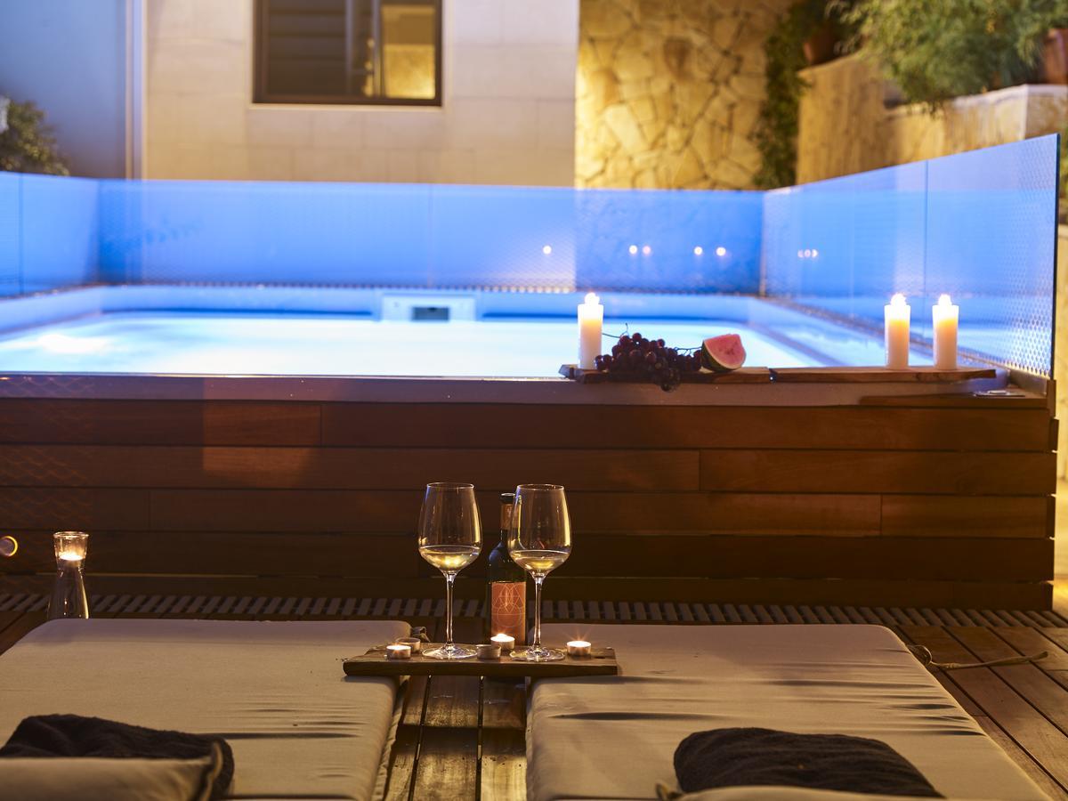 Corso Levante Luxury Suites Petrovac 外观 照片
